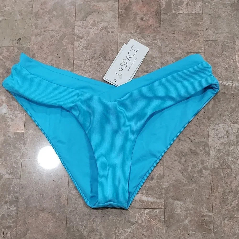 L*space Ribbed Pratt Swim Bottom - Picture 4 of 7